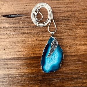 NIB STONE CIRCLE STUDIO Indigo Dreams Blue Ocean Agate Necklace